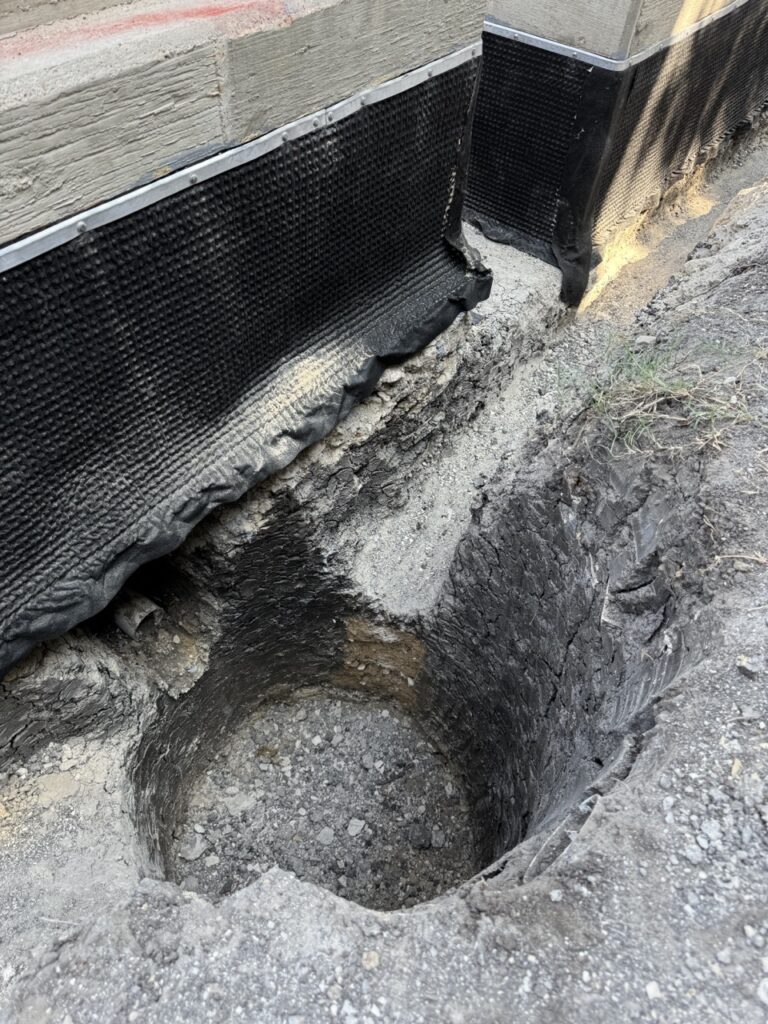 Fully Encapsulated and Waterproofed Foundation and Crawl Space Dallas