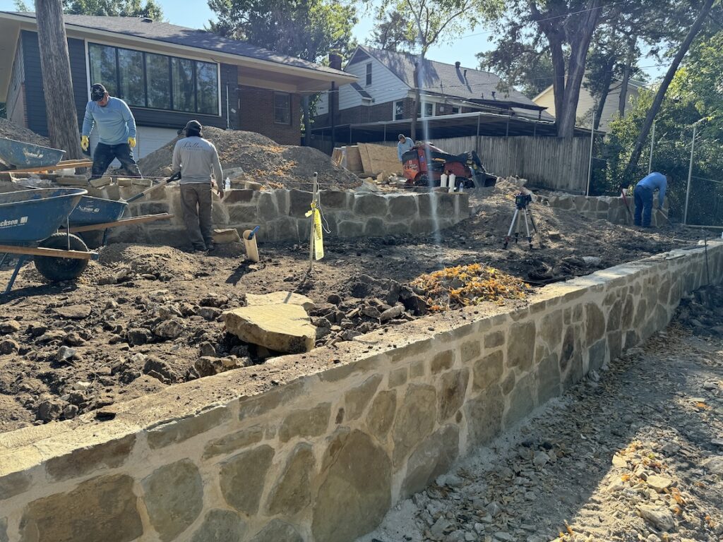 A Retaining Wall Helps Drainage and Reduces Erosion